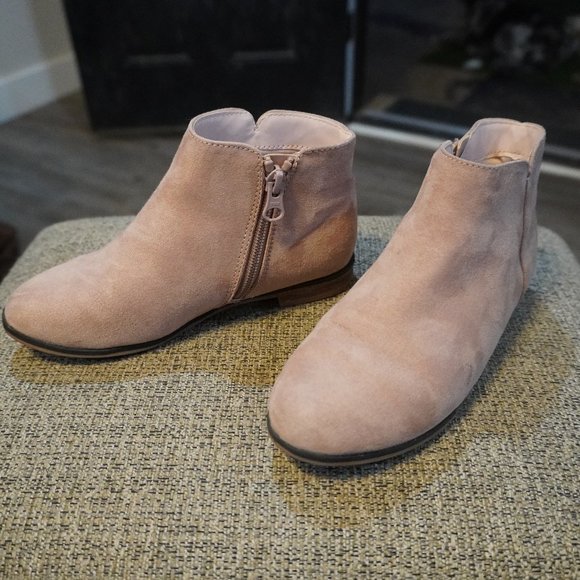 Girls Boots / Booties - Cat & Jack - Pink Sued - Size 1 - Picture 1 of 14